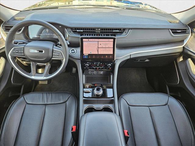 New 2024 Jeep Grand Cherokee L Limited w/ Luxury Tech Group II AWD/4WD image 14