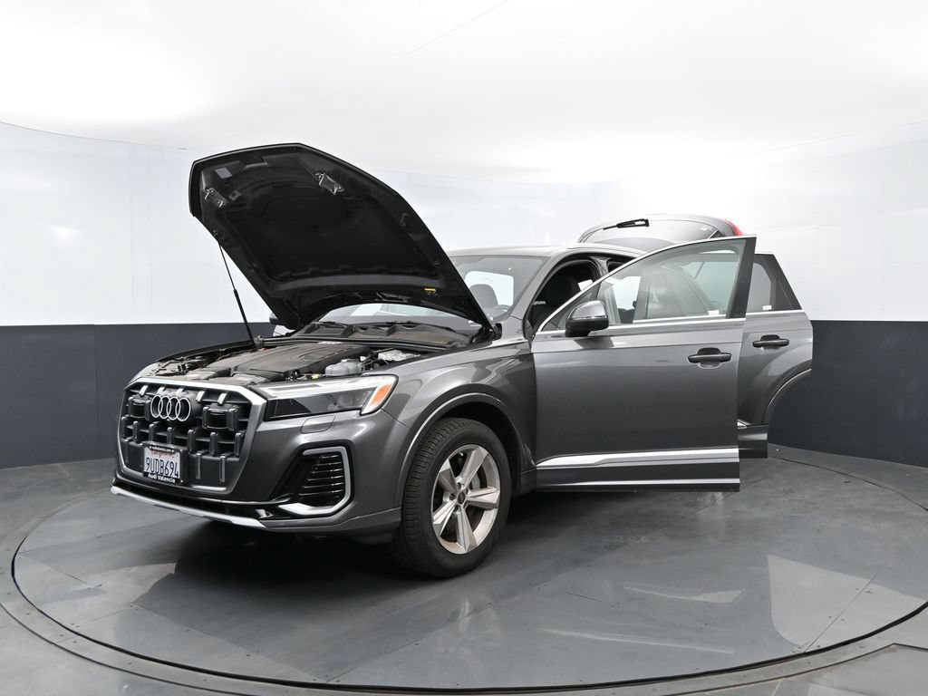 Used 2025 Audi Q7 2.0T Premium AWD/4WD image 27