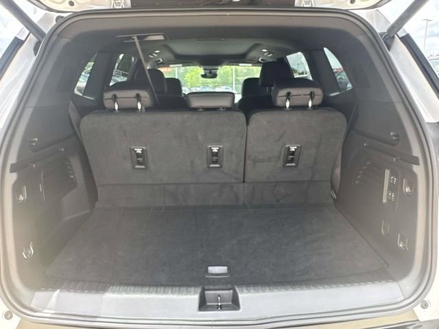 Used 2025 GMC Acadia Denali w/ Super Cruise Package AWD/4WD image 13