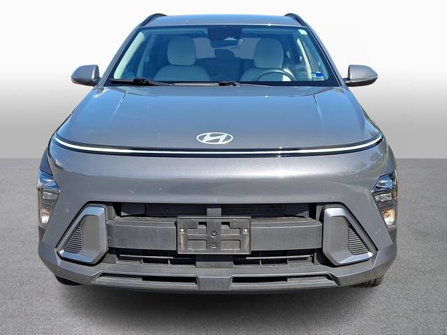 Used 2025 Hyundai Kona SEL AWD/4WD image 2