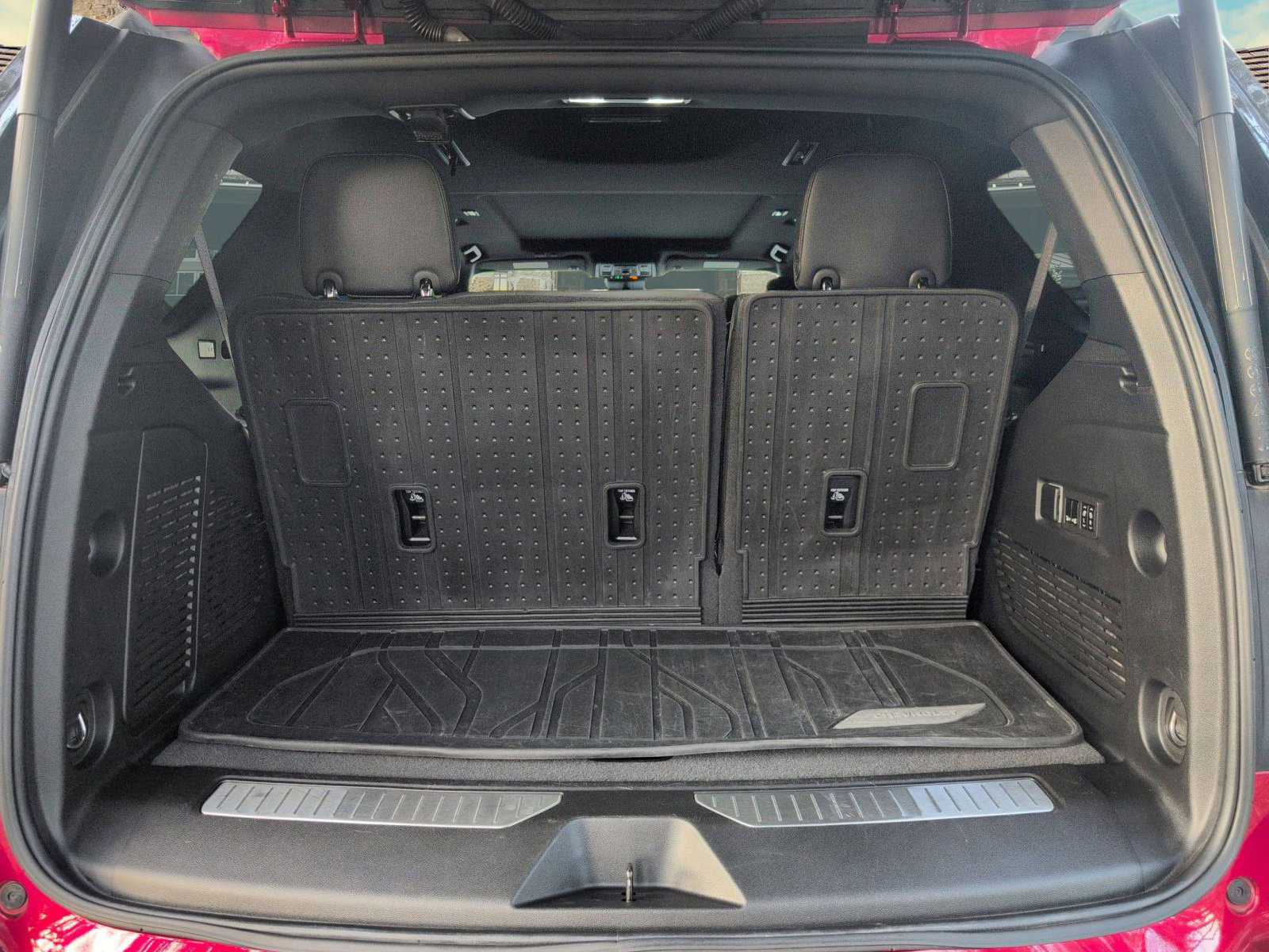 Used 2024 Chevrolet Tahoe High Country image 24