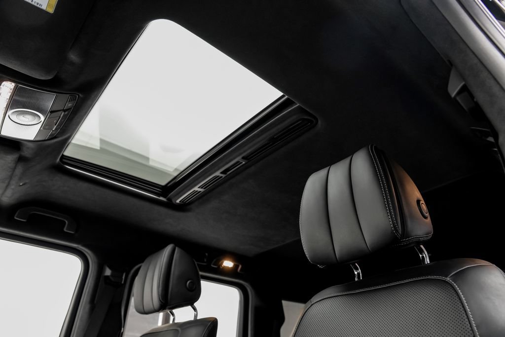 Used 2021 Mercedes-Benz G 550 image 7