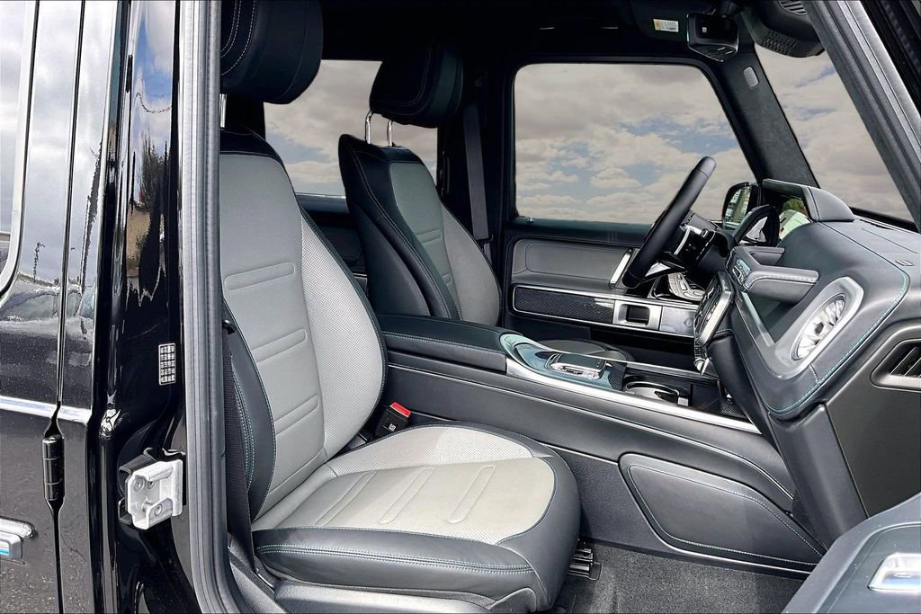 Used 2025 Mercedes-Benz G 580 w/ EQ Technology image 29