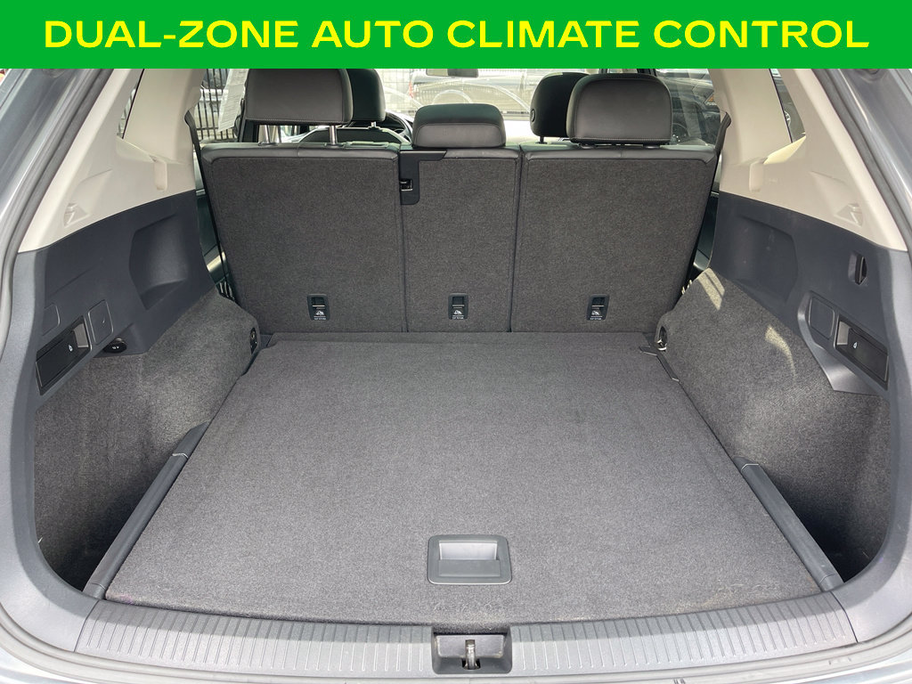 Used 2018 Volkswagen Tiguan SEL AWD/4WD image 13