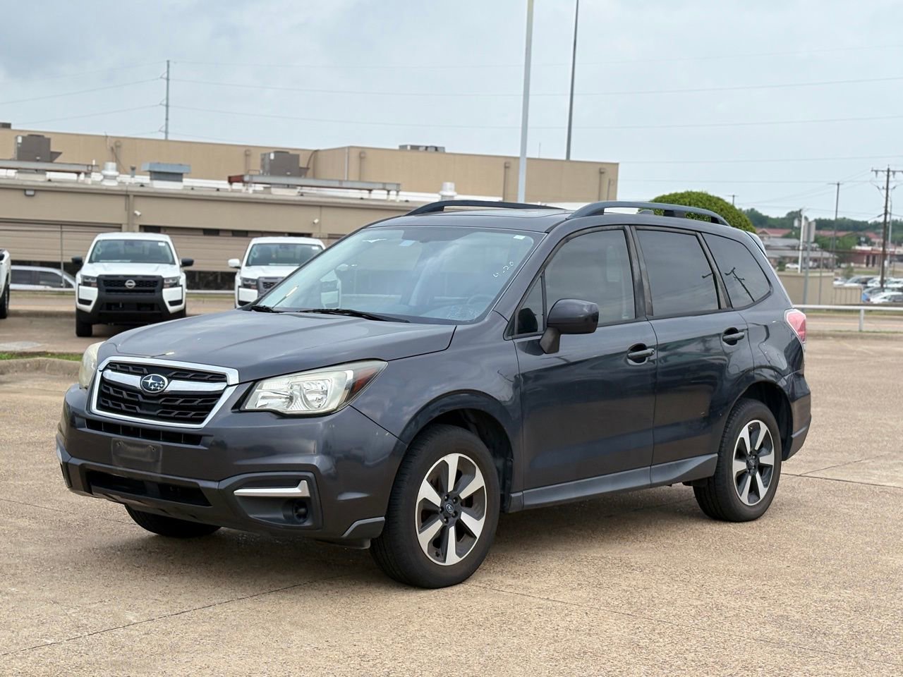 Used 2017 Subaru Forester 2.5i Premium AWD/4WD image 1
