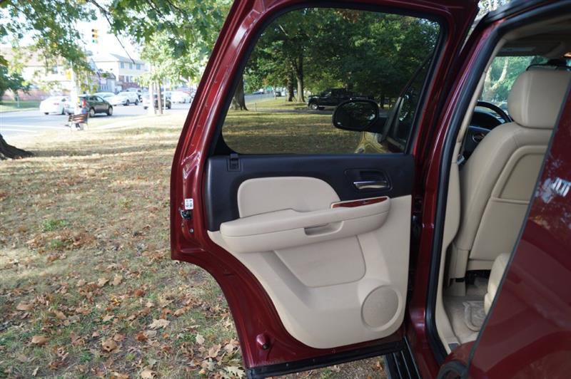Used 2008 Chevrolet Tahoe LT w/ LT Preferred Equipment Group image 23