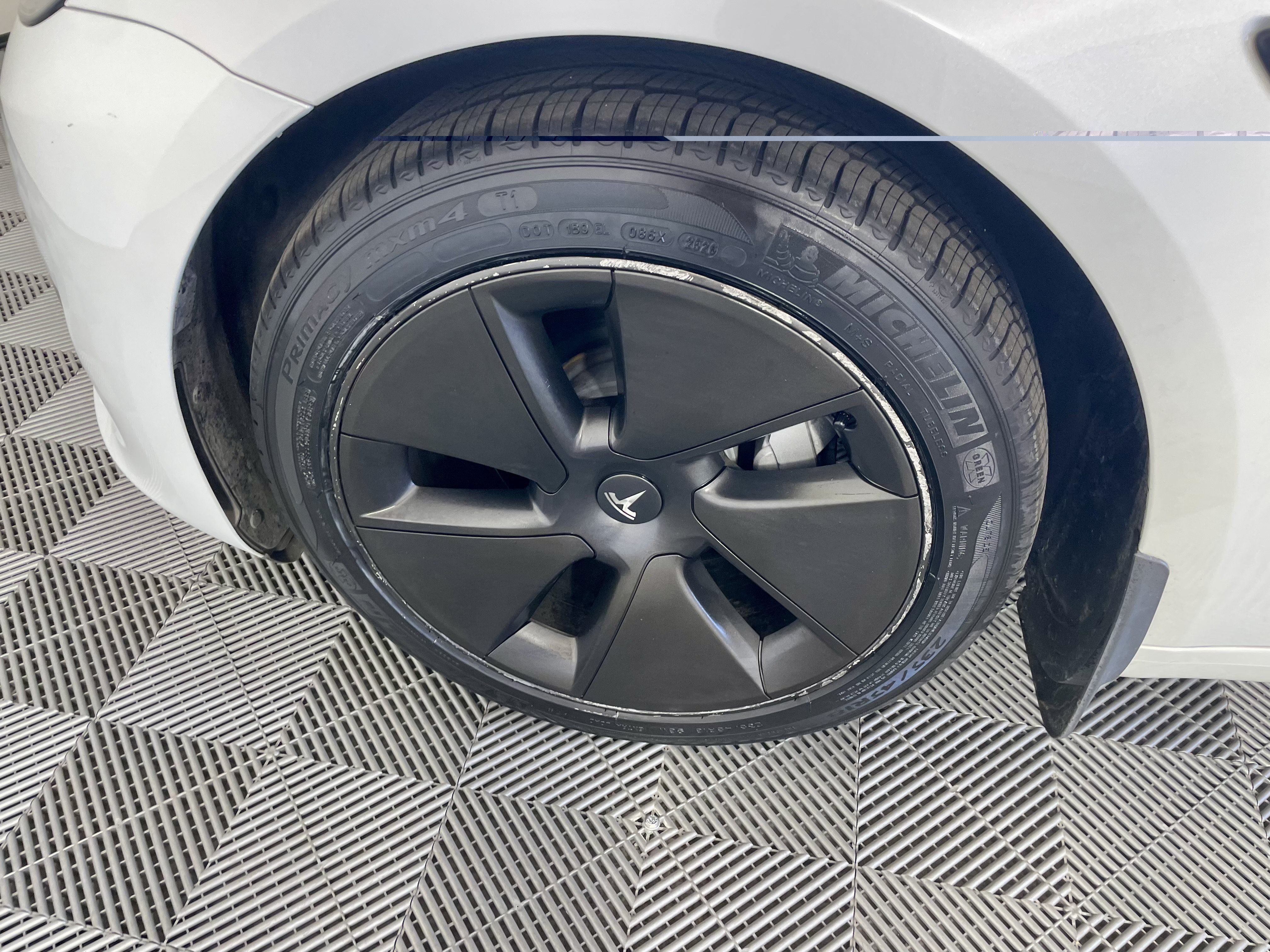 Used 2023 Tesla Model 3 Standard Range RWD image 8