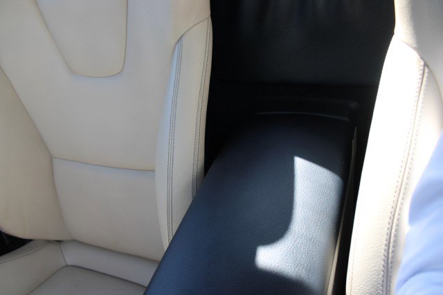 Used 2013 Mercedes-Benz SLK 250 image 32