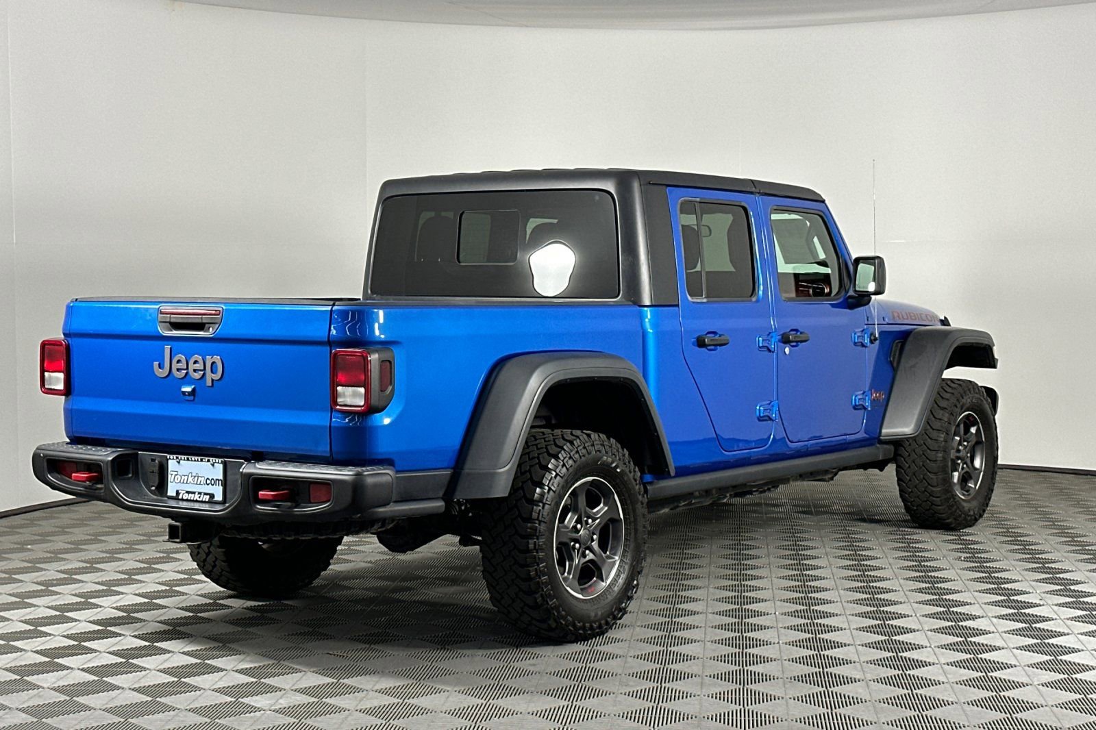 Used 2020 Jeep Gladiator Rubicon w/ Trailer Tow Package image 4