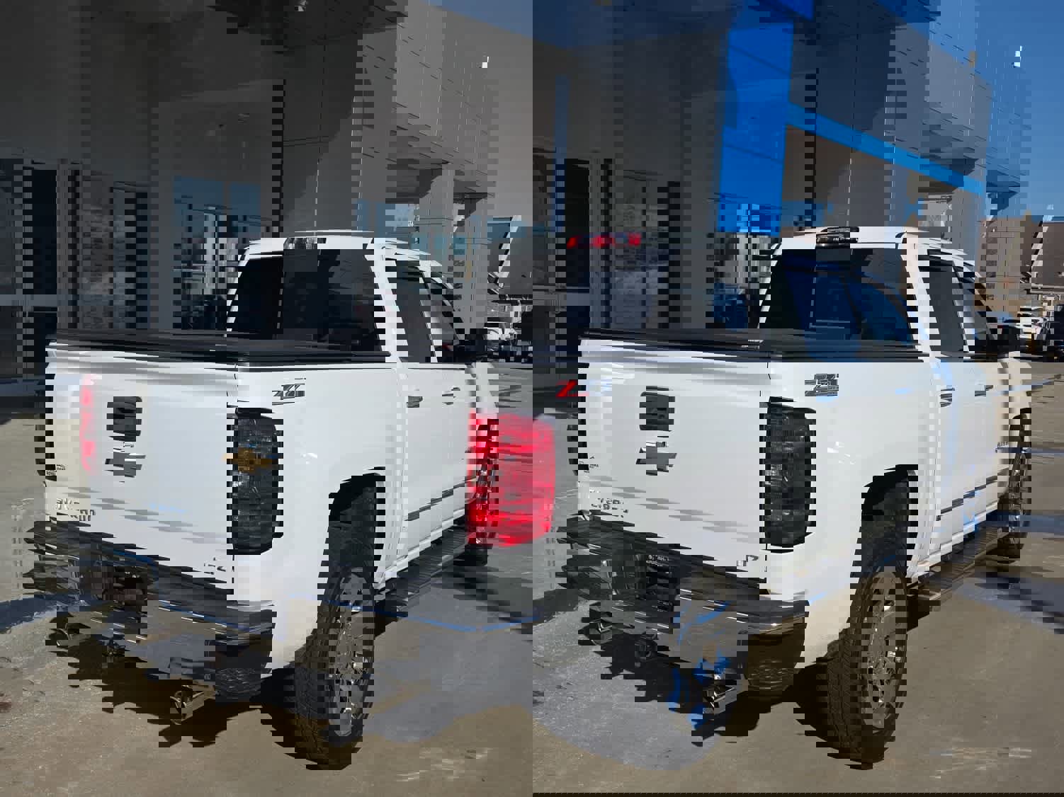 Used 2015 Chevrolet Silverado 1500 LTZ Z71 image 9