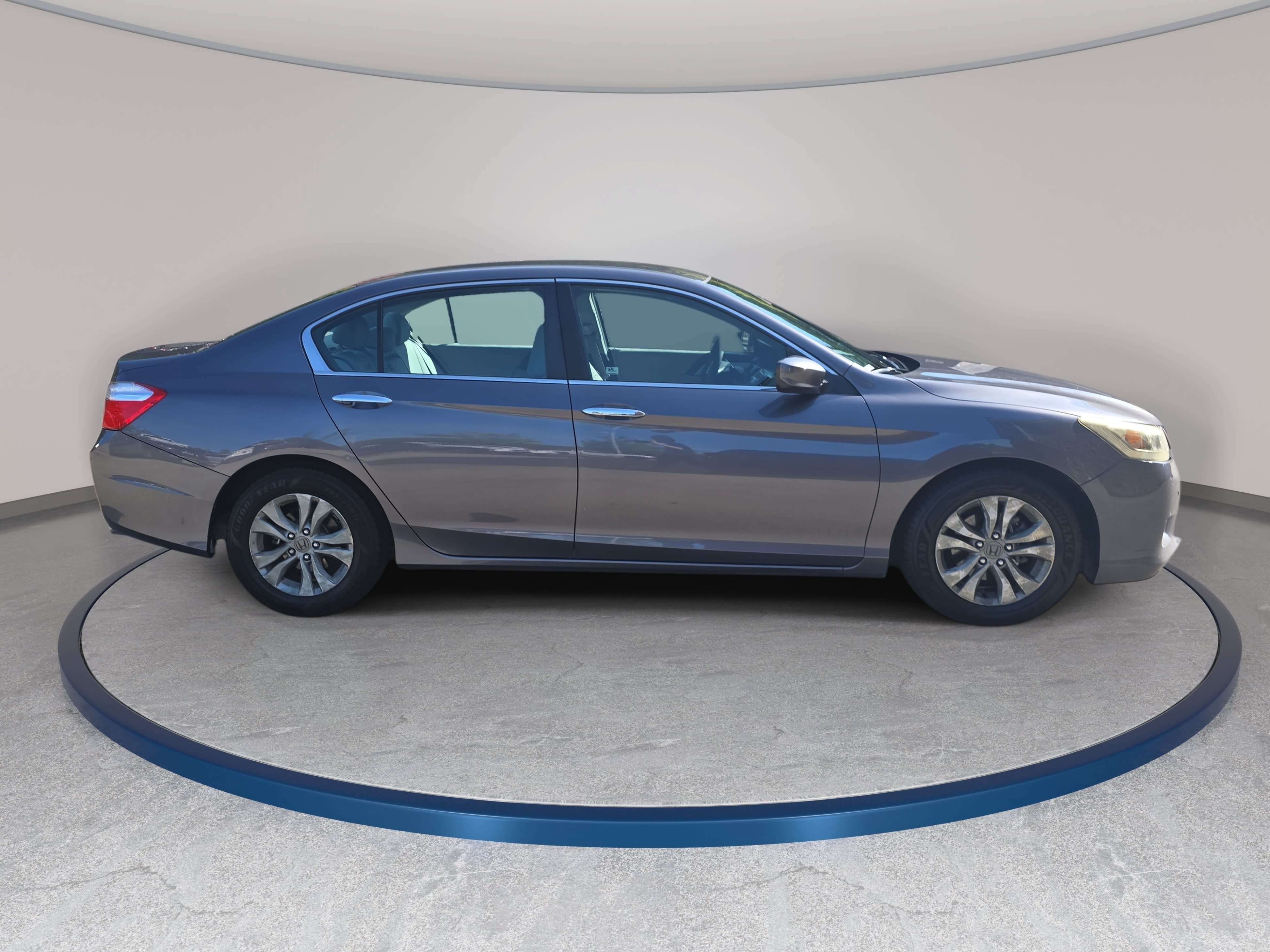 Used 2014 Honda Accord LX image 4