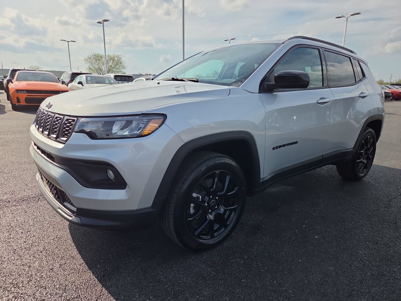New 2026 Jeep Compass Latitude w/ Sun and Sound Group AWD/4WD image 3