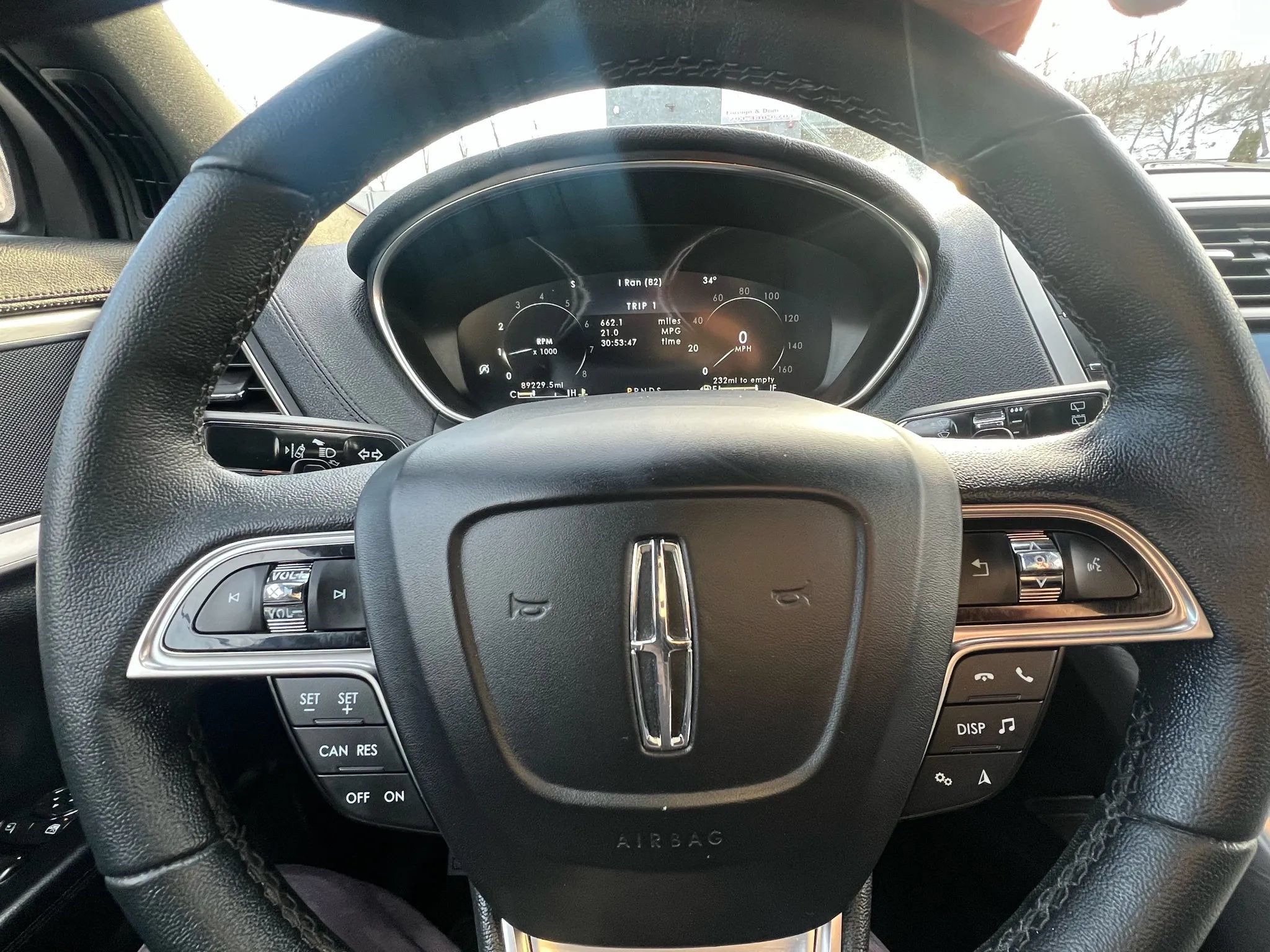 Used 2019 Lincoln Nautilus Premier AWD/4WD image 14