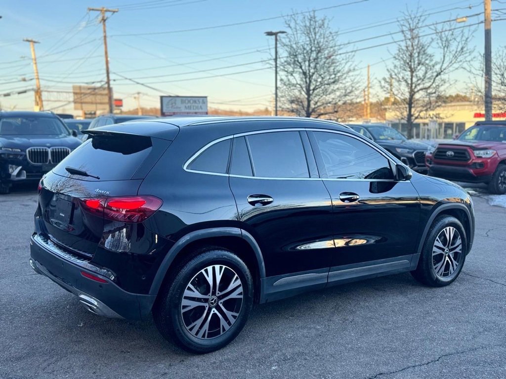 Used 2025 Mercedes-Benz GLA 250 4MATIC w/ Exclusive Package image 6