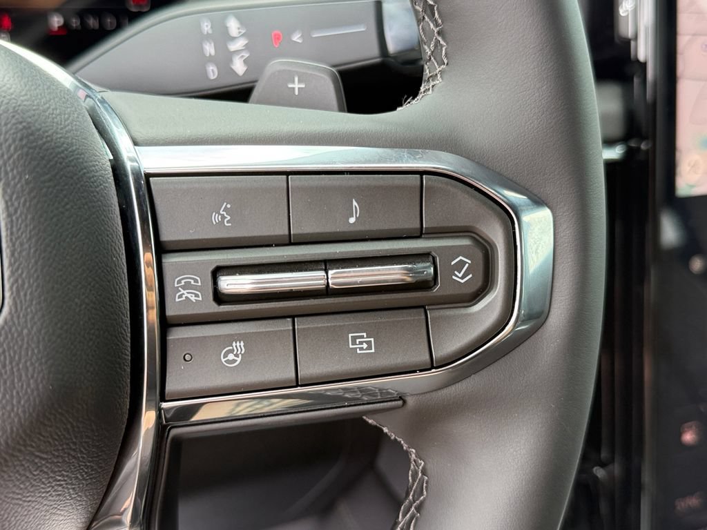 New 2026 GMC Yukon Elevation w/ Elevation Premium Package AWD/4WD image 16