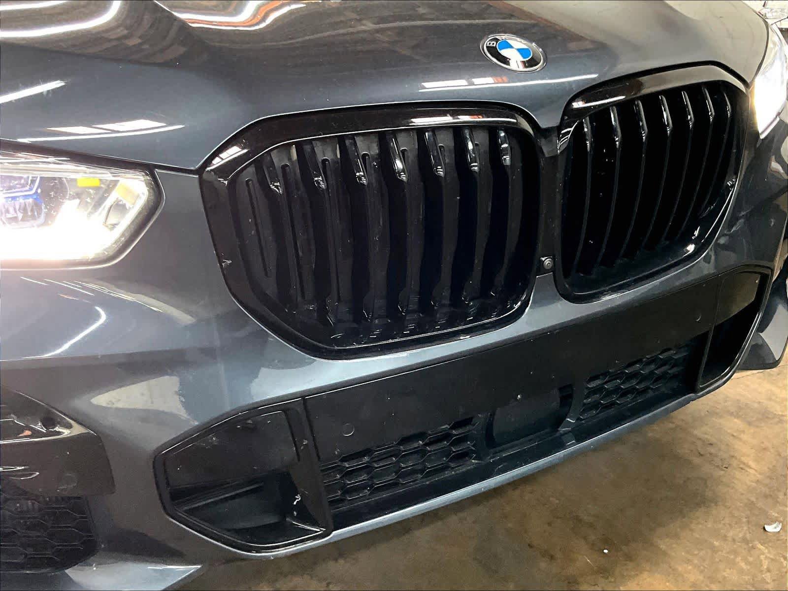 Used 2022 BMW X5 M50i w/ Executive Package AWD/4WD image 32