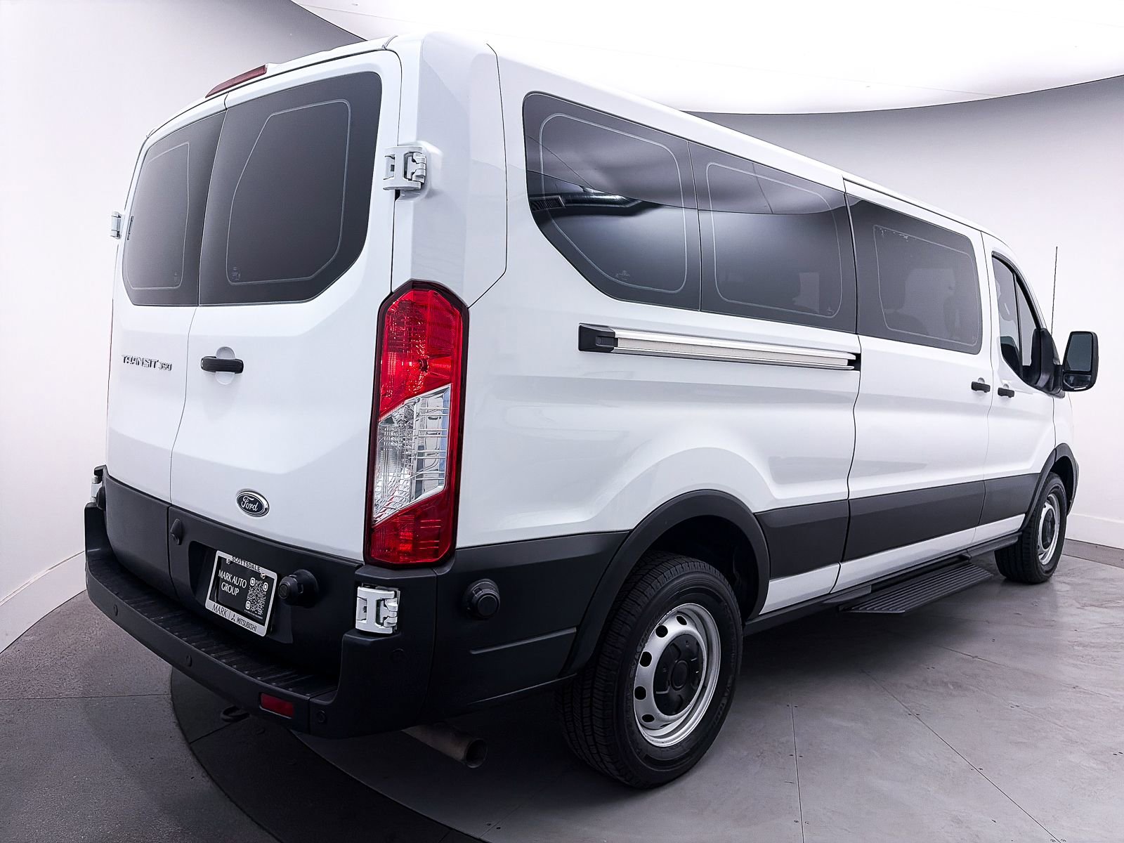 Used 2020 Ford Transit 350 XL image 14