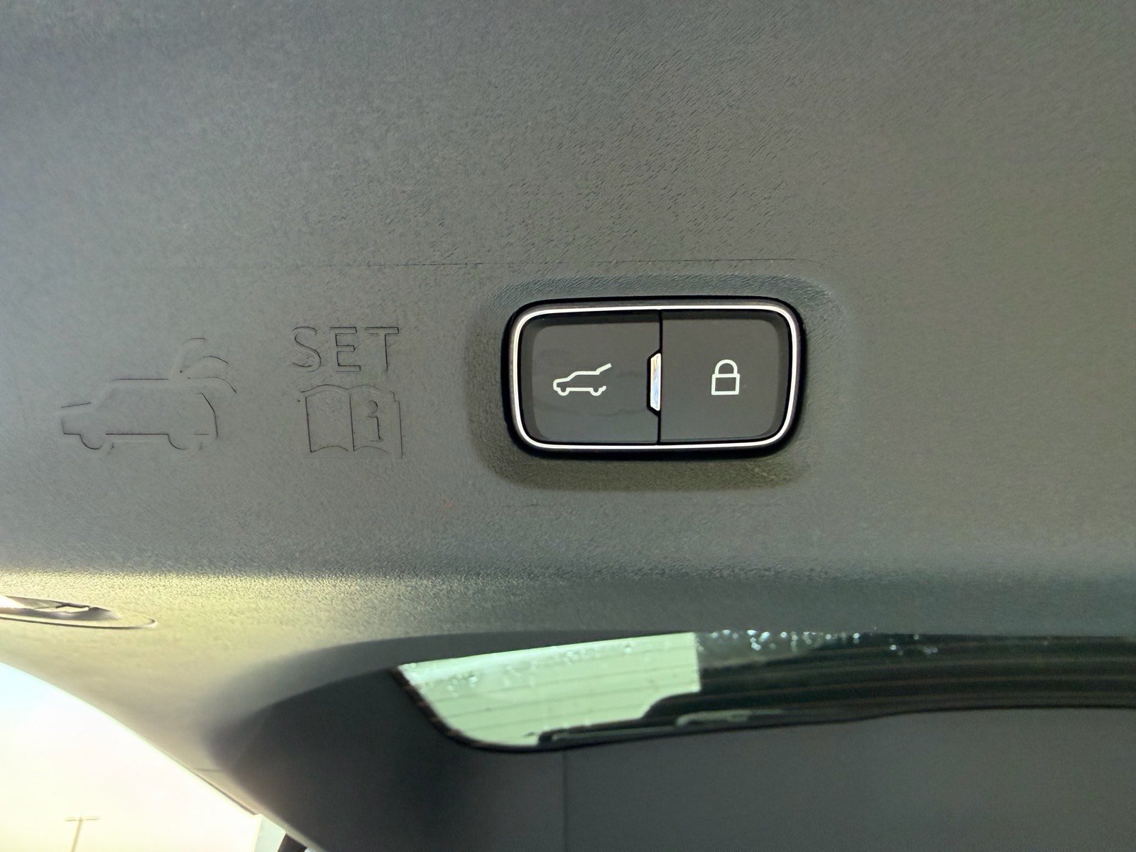 New 2027 Lincoln Navigator Reserve w/ Jet Appearance Package AWD/4WD image 18