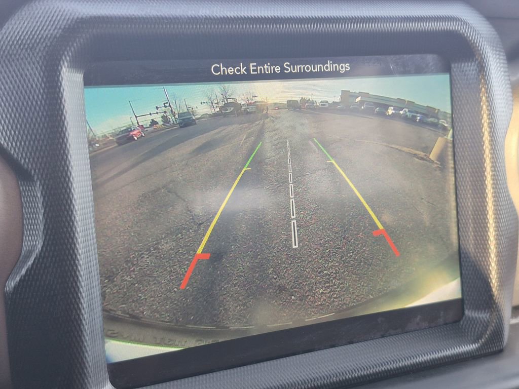 Used 2018 Jeep Wrangler Unlimited Sahara image 23