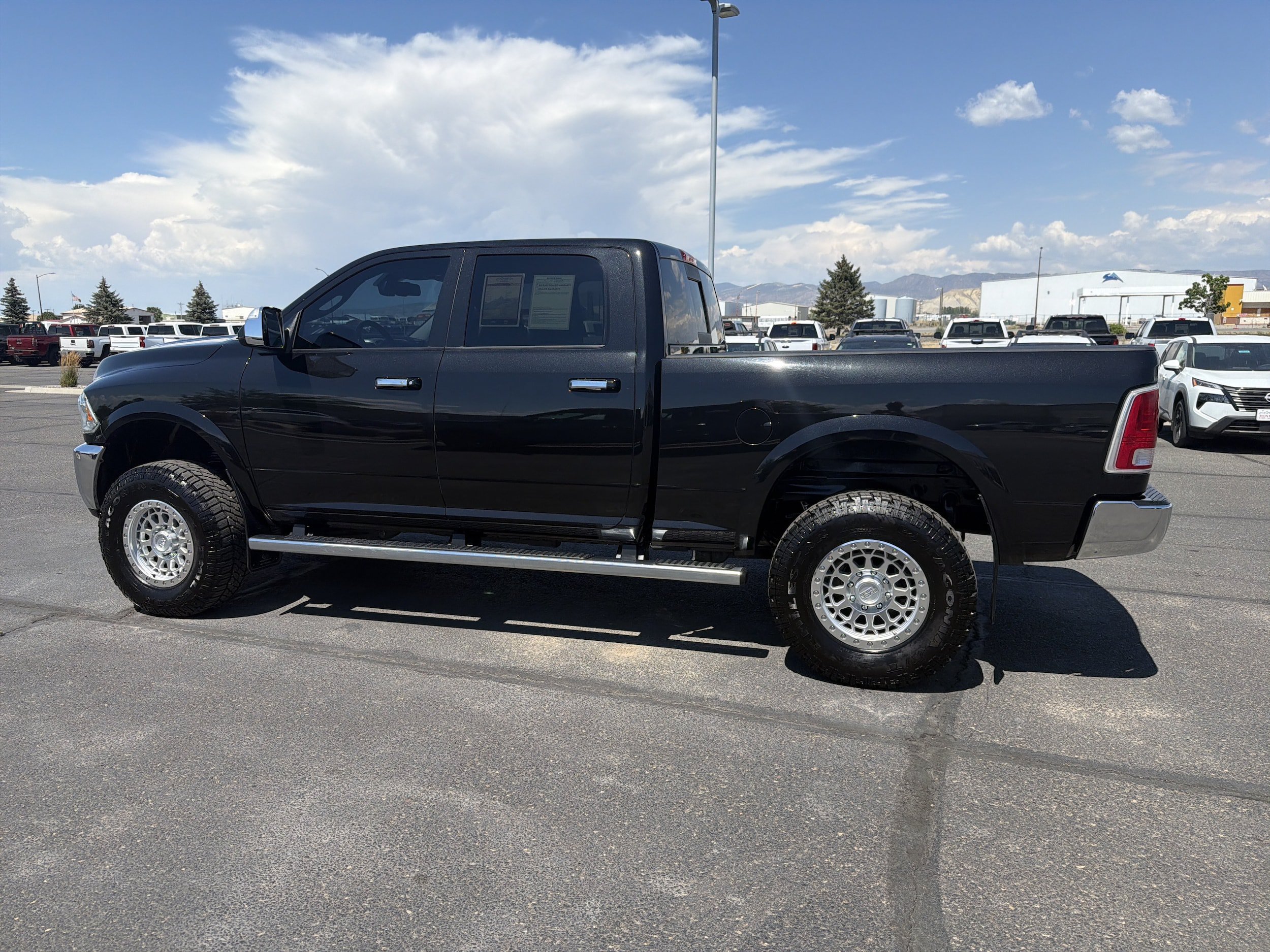 Used 2015 RAM 2500 Laramie w/ Convenience Group AWD/4WD image 8