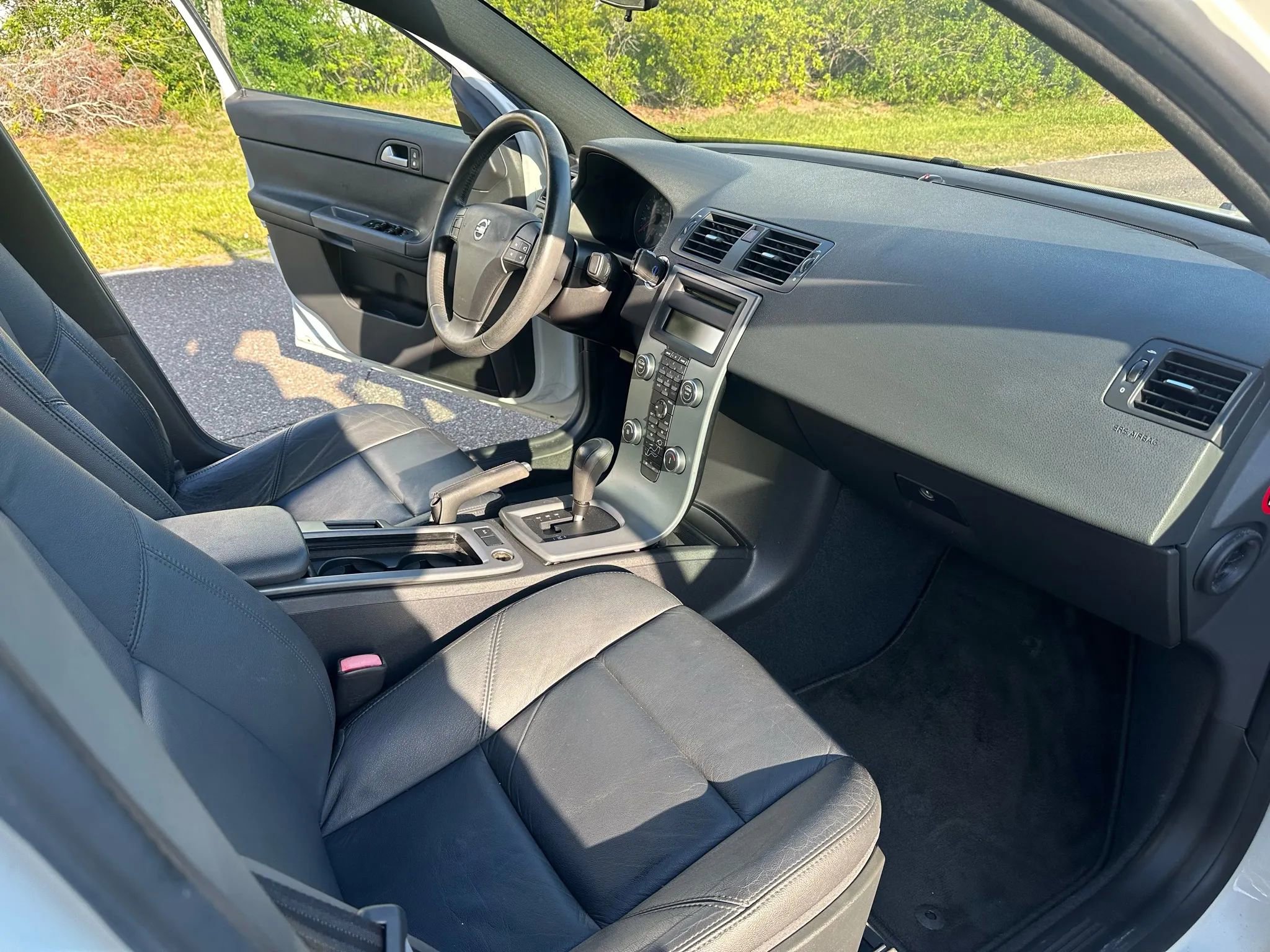 Used 2009 Volvo S40 2.4i image 15