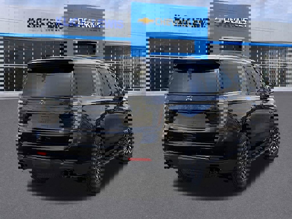 New 2026 Chevrolet Suburban Z71 w/ Comfort Package image 4