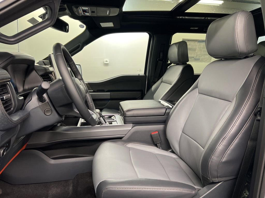 New 2025 Ford F150 Lightning Lariat image 27