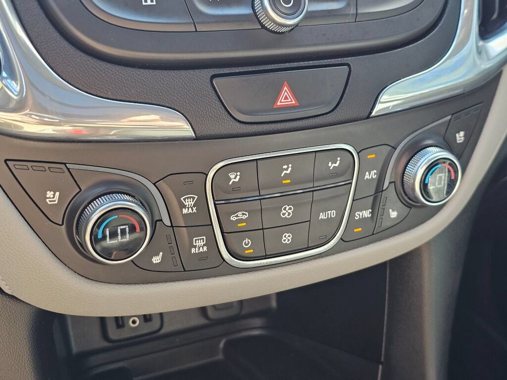 Used 2018 Chevrolet Equinox Premier AWD/4WD image 30