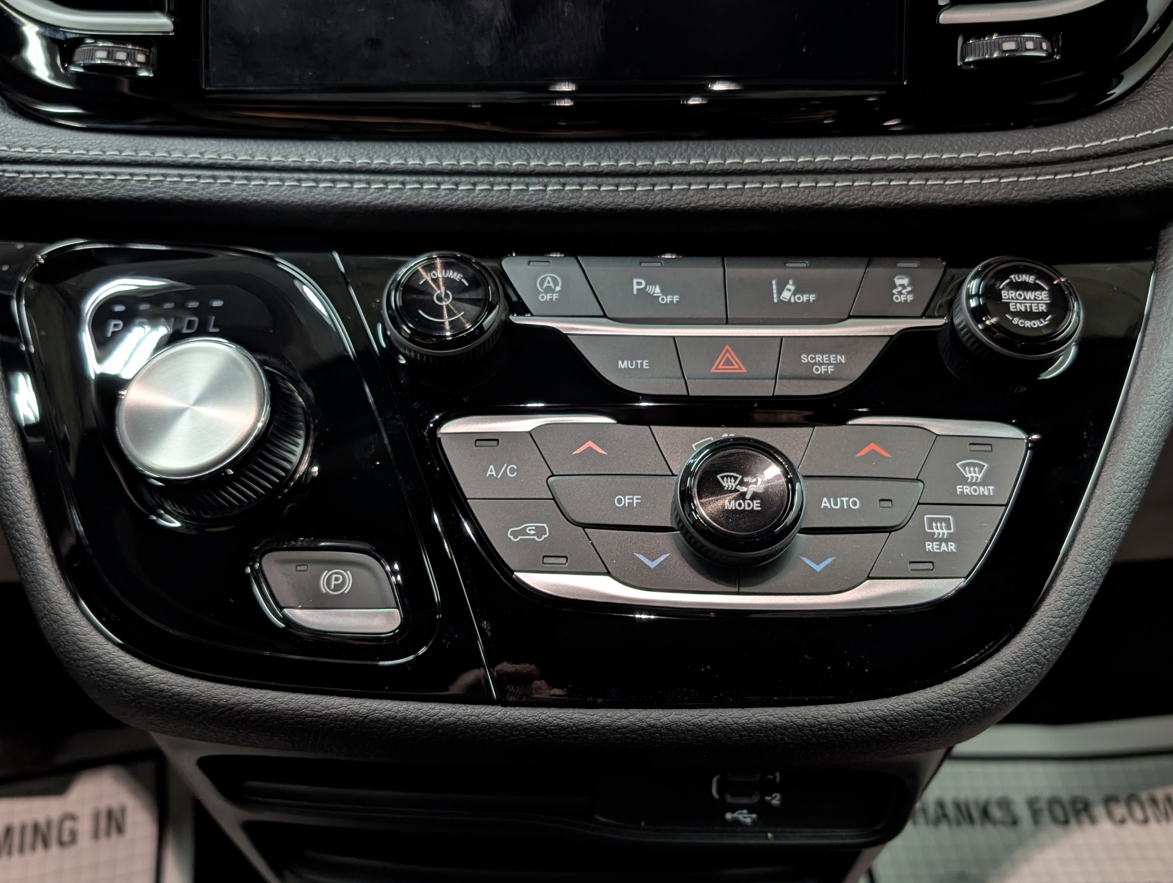 New 2026 Chrysler Pacifica Select image 19