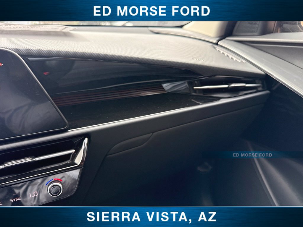 Certified 2025 Kia Niro EX Touring FWD image 23