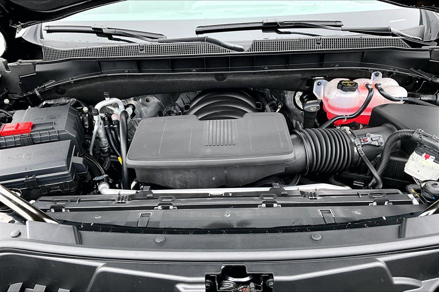 New 2026 Chevrolet Suburban Z71 w/ Comfort Package image 11