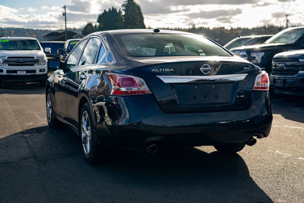 Used 2015 Nissan Altima 2.5 SV image 9
