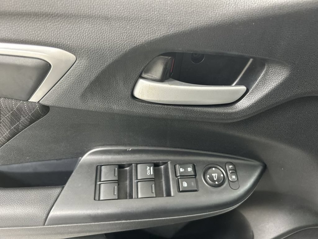 Used 2020 Honda Fit EX image 11