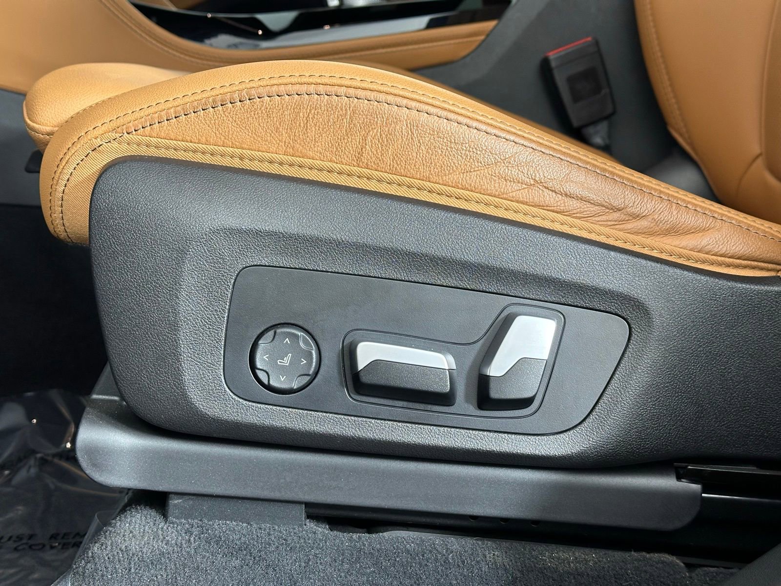 Used 2023 BMW X4 xDrive30i w/ Premium Package AWD/4WD image 16