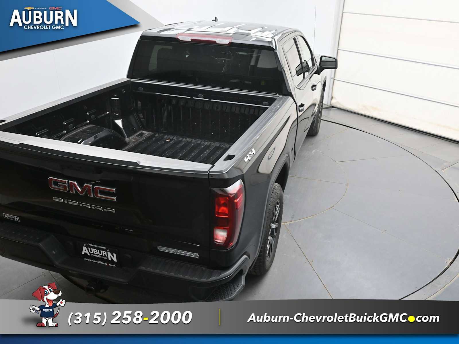 Used 2025 GMC Sierra 1500 Elevation image 28