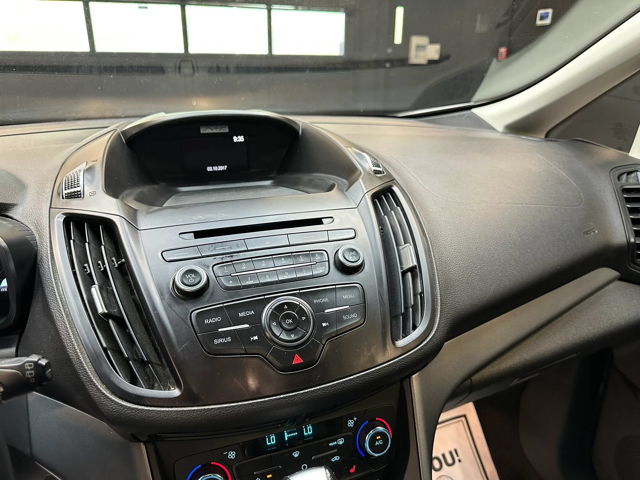 Used 2017 Ford C-MAX Energi SE w/ Equipment Group 402A FWD image 13