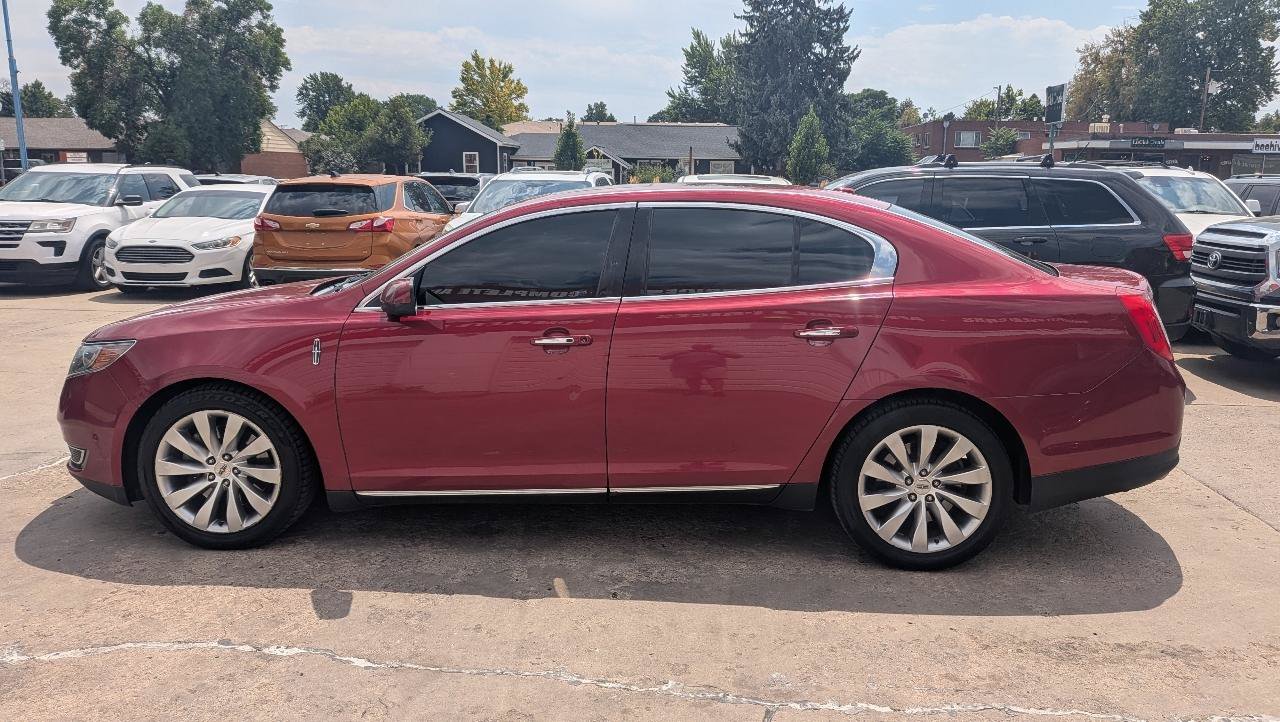 Used 2013 Lincoln MKS FWD image 8
