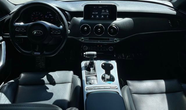 Used 2019 Kia Stinger GT image 16