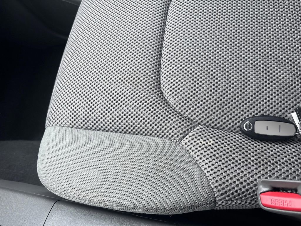 Used 2020 Nissan Frontier SV w/ SV Utility Package image 23