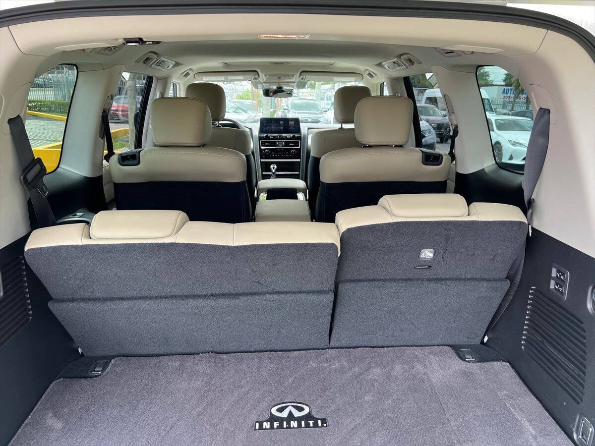 Used 2023 INFINITI QX80 Premium Select w/ All-Season Package AWD/4WD image 11