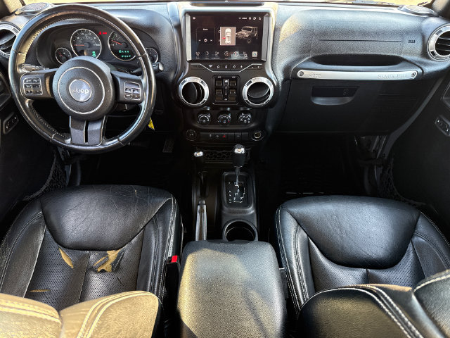 Used 2015 Jeep Wrangler Unlimited Sahara w/ Max Tow Package AWD/4WD image 12