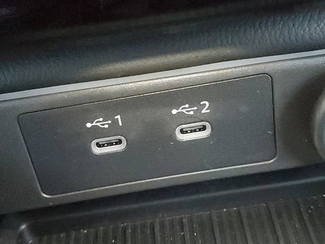New 2026 Nissan Sentra SR w/ SR Premium Package FWD image 17