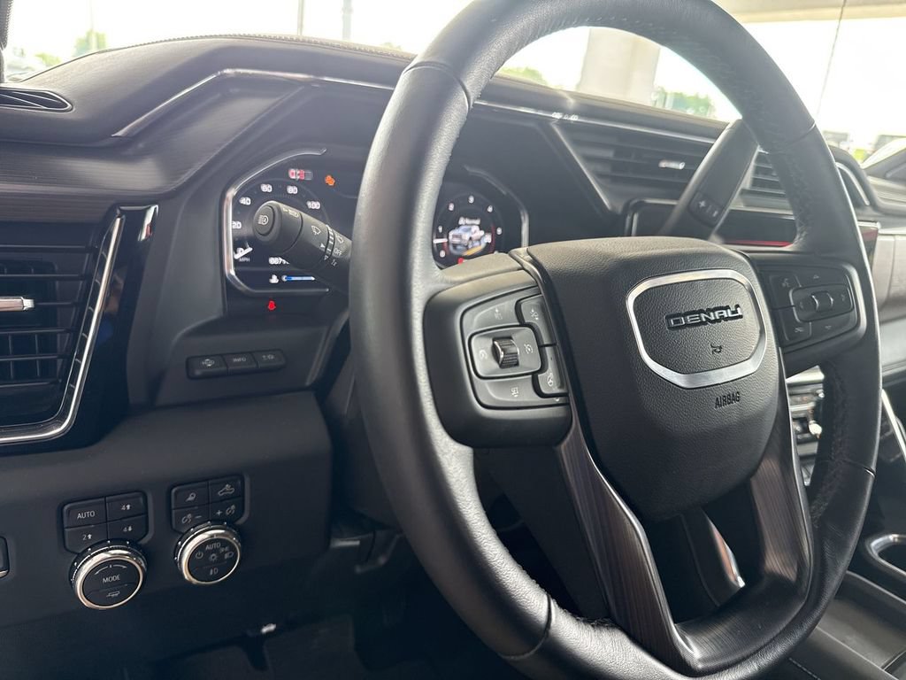 Used 2025 GMC Sierra 2500 Denali Ultimate AWD/4WD image 26