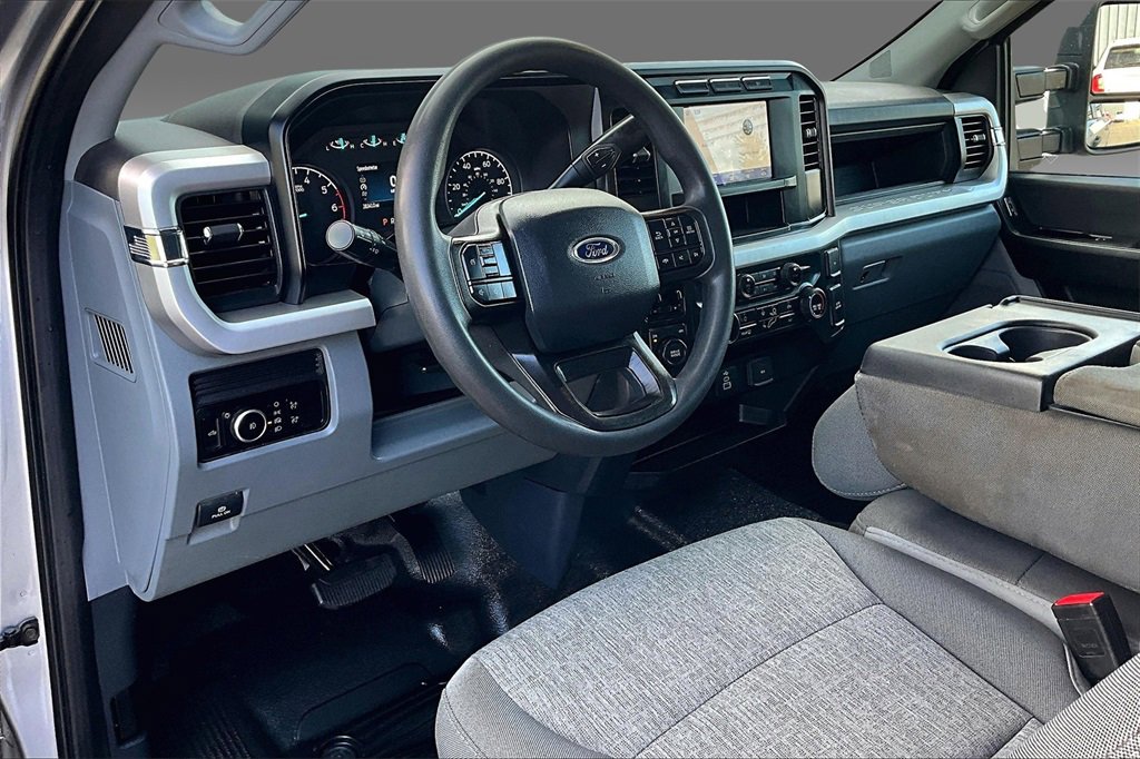Used 2024 Ford F250 XL w/ XL Off-Road Package image 7