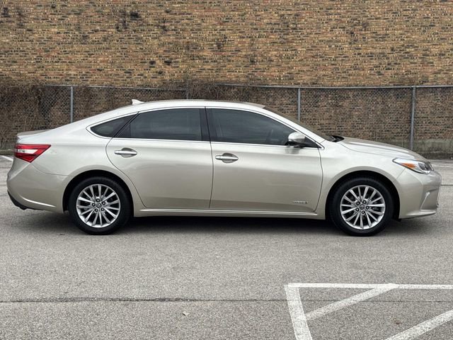 Used 2016 Toyota Avalon Limited w/ Toyota Safety Sense Package image 4