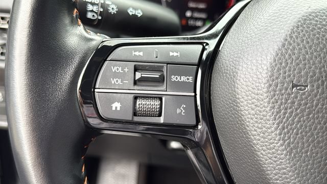 Used 2025 Honda HR-V Sport image 12