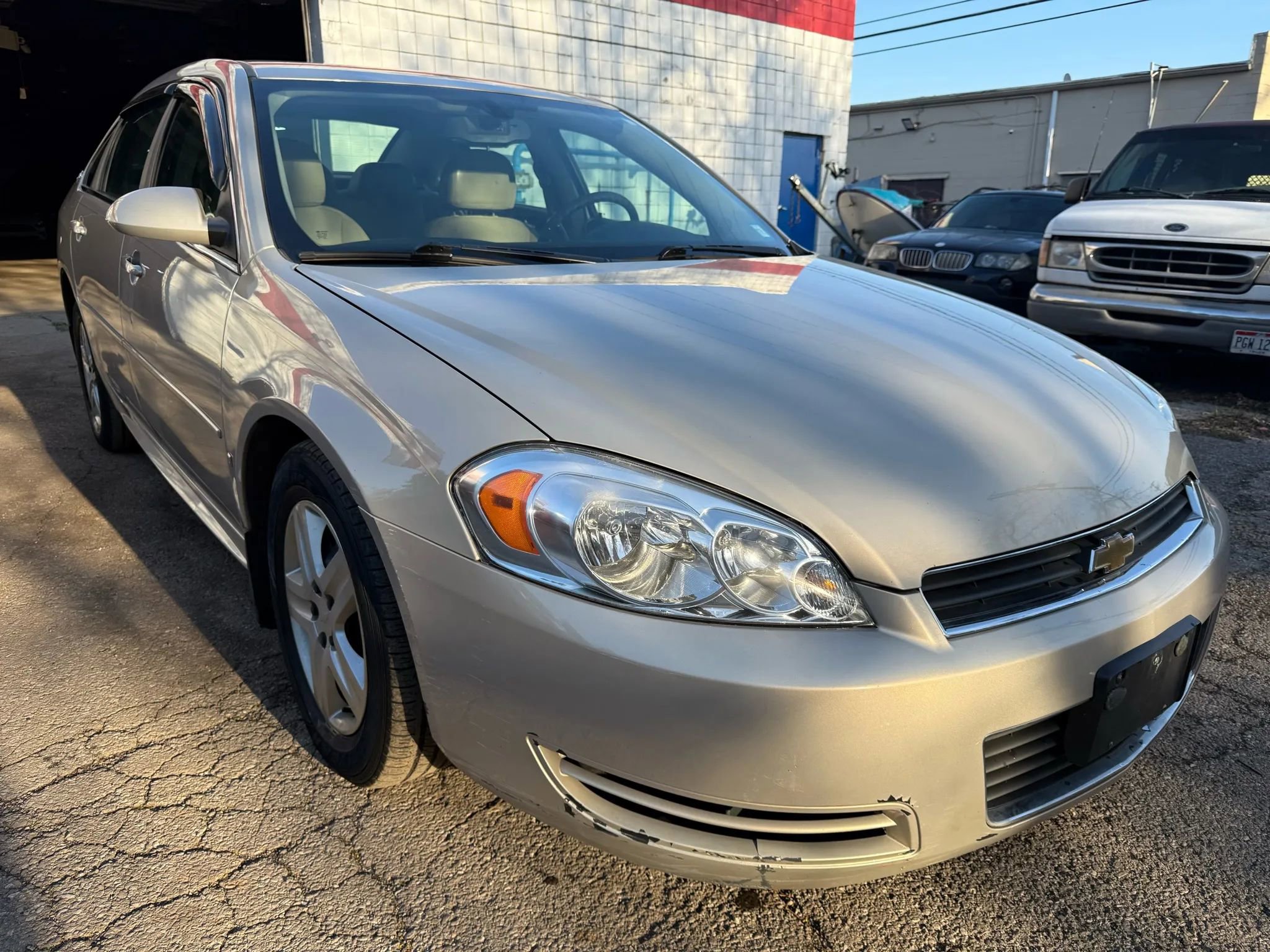 Used 2009 Chevrolet Impala LS image 3