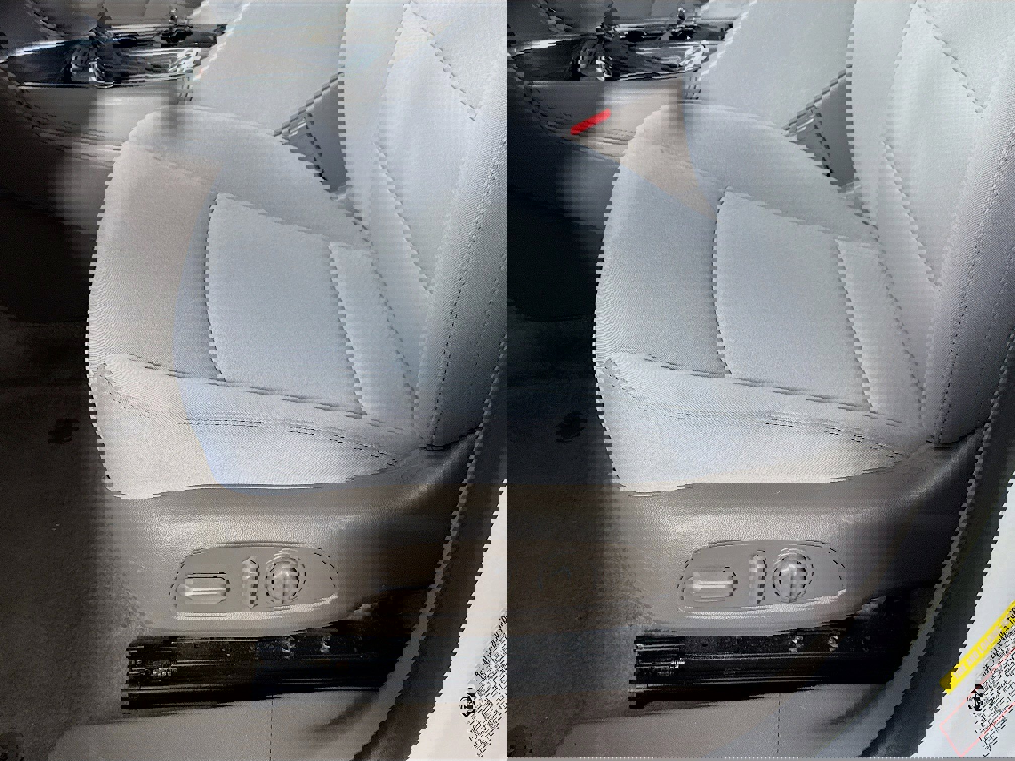 Used 2017 Chevrolet Malibu LT image 19