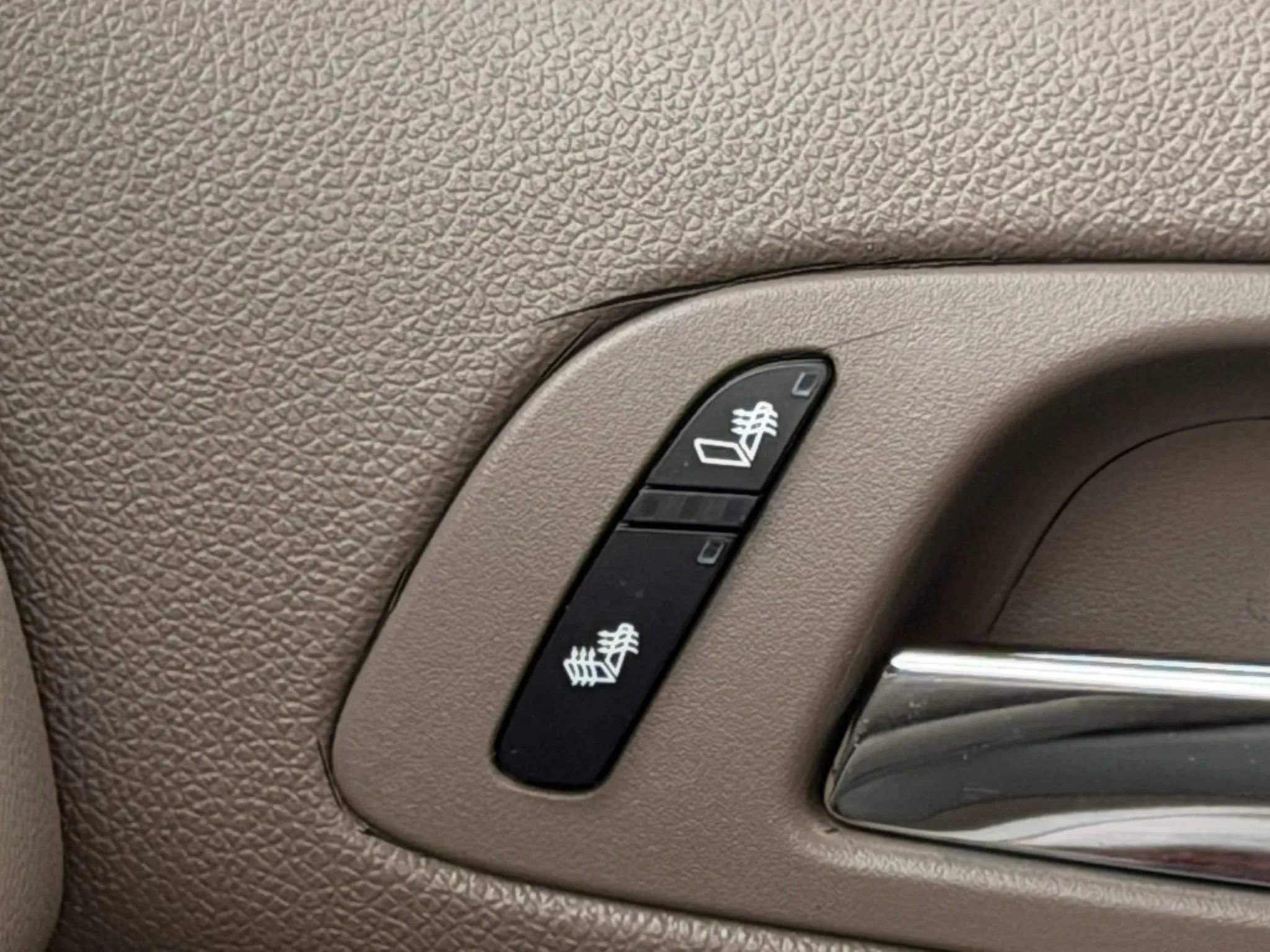 Used 2007 Chevrolet Avalanche LT w/ LT Preferred Equipment Group AWD/4WD image 46