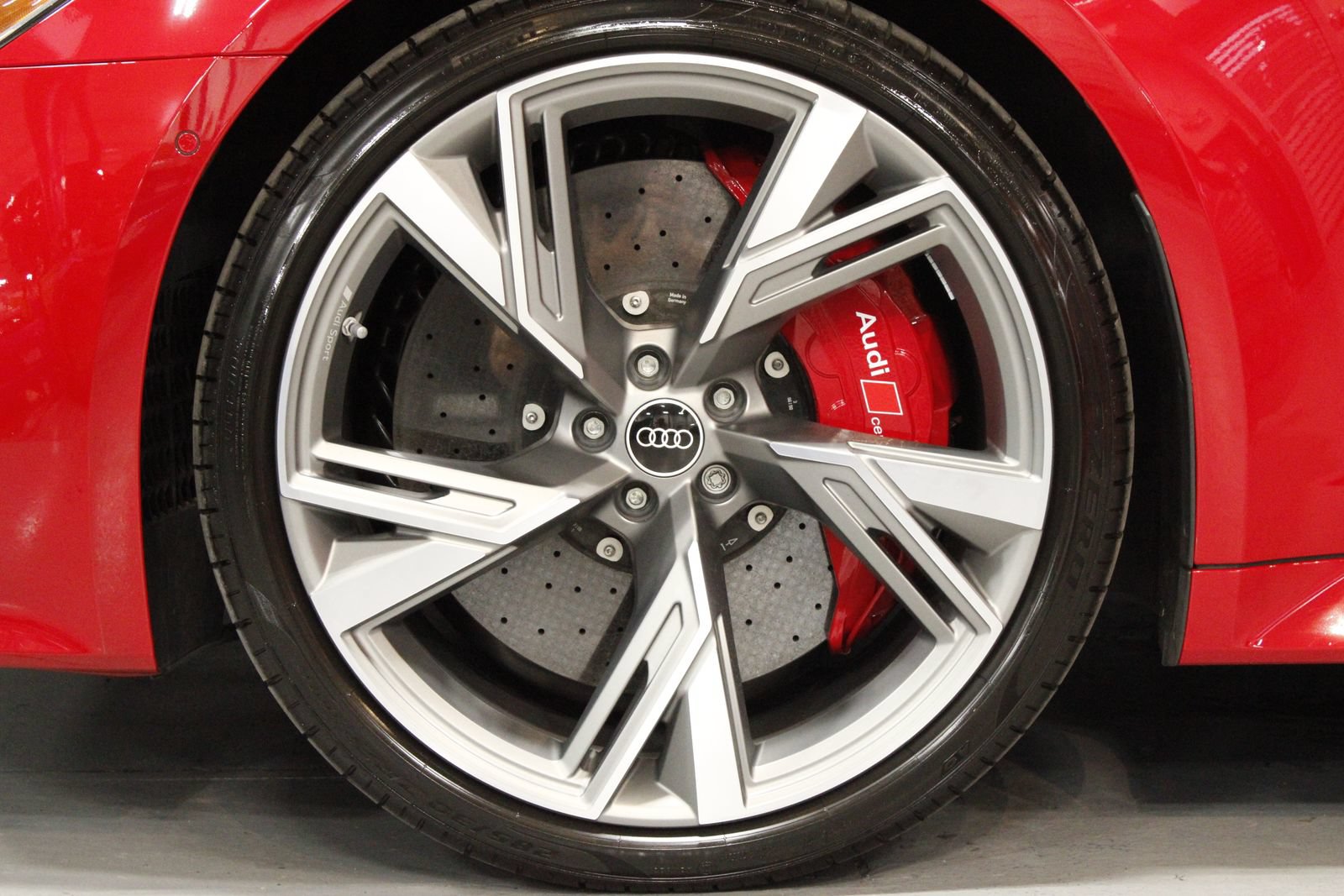 Used 2021 Audi RS 6 AWD/4WD image 11